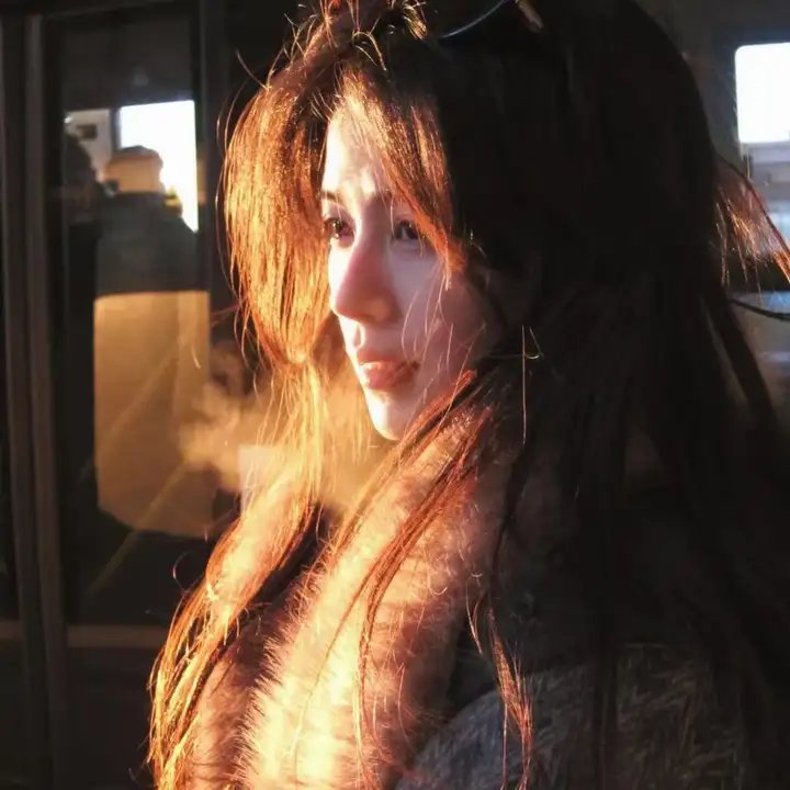 纯真小镇的夫人